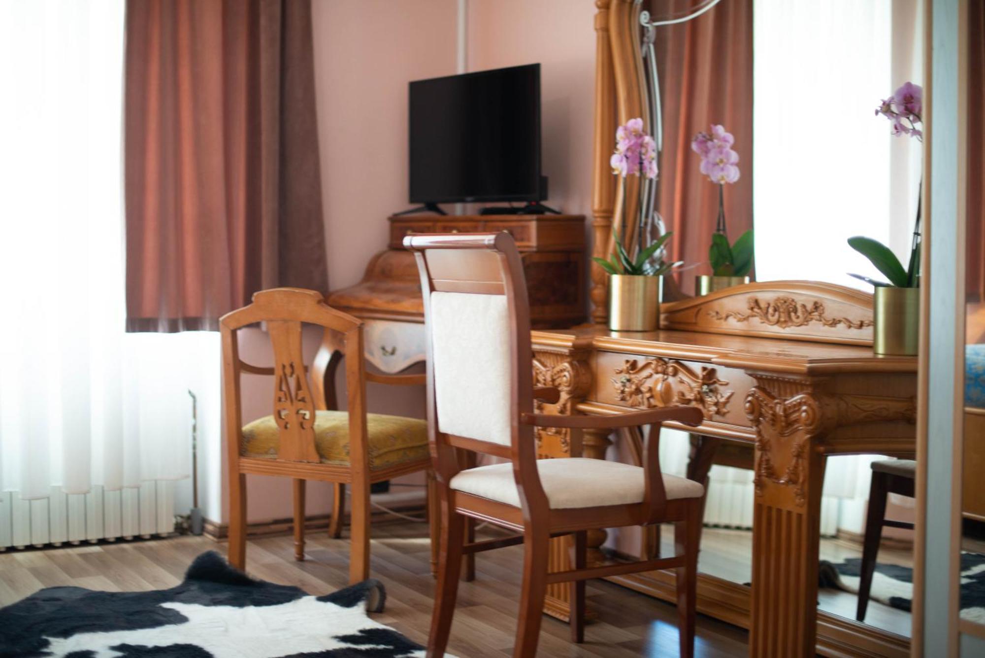 Giovanna Boutique Rooms & Pool Пула Экстерьер фото