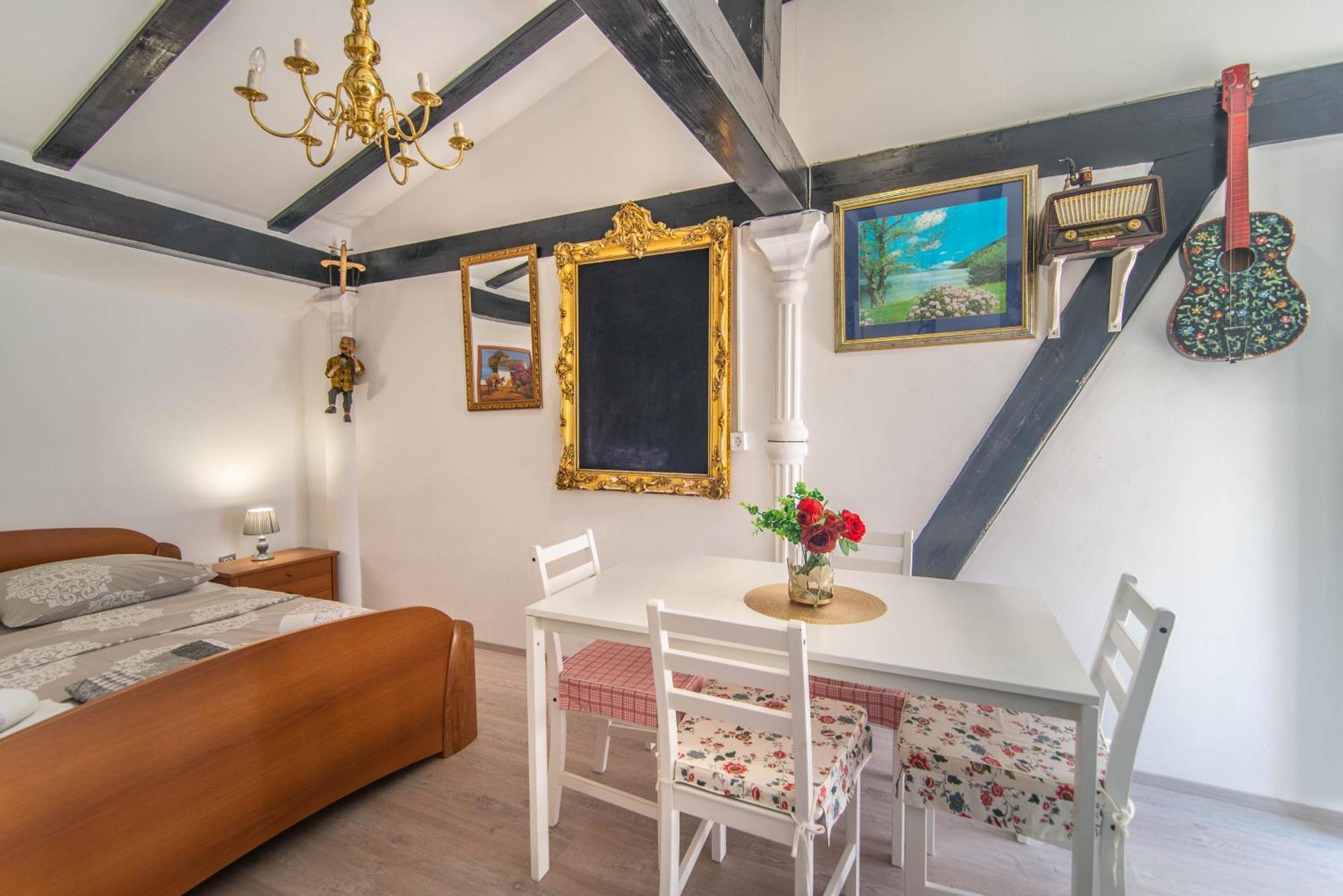 Giovanna Boutique Rooms & Pool Пула Экстерьер фото
