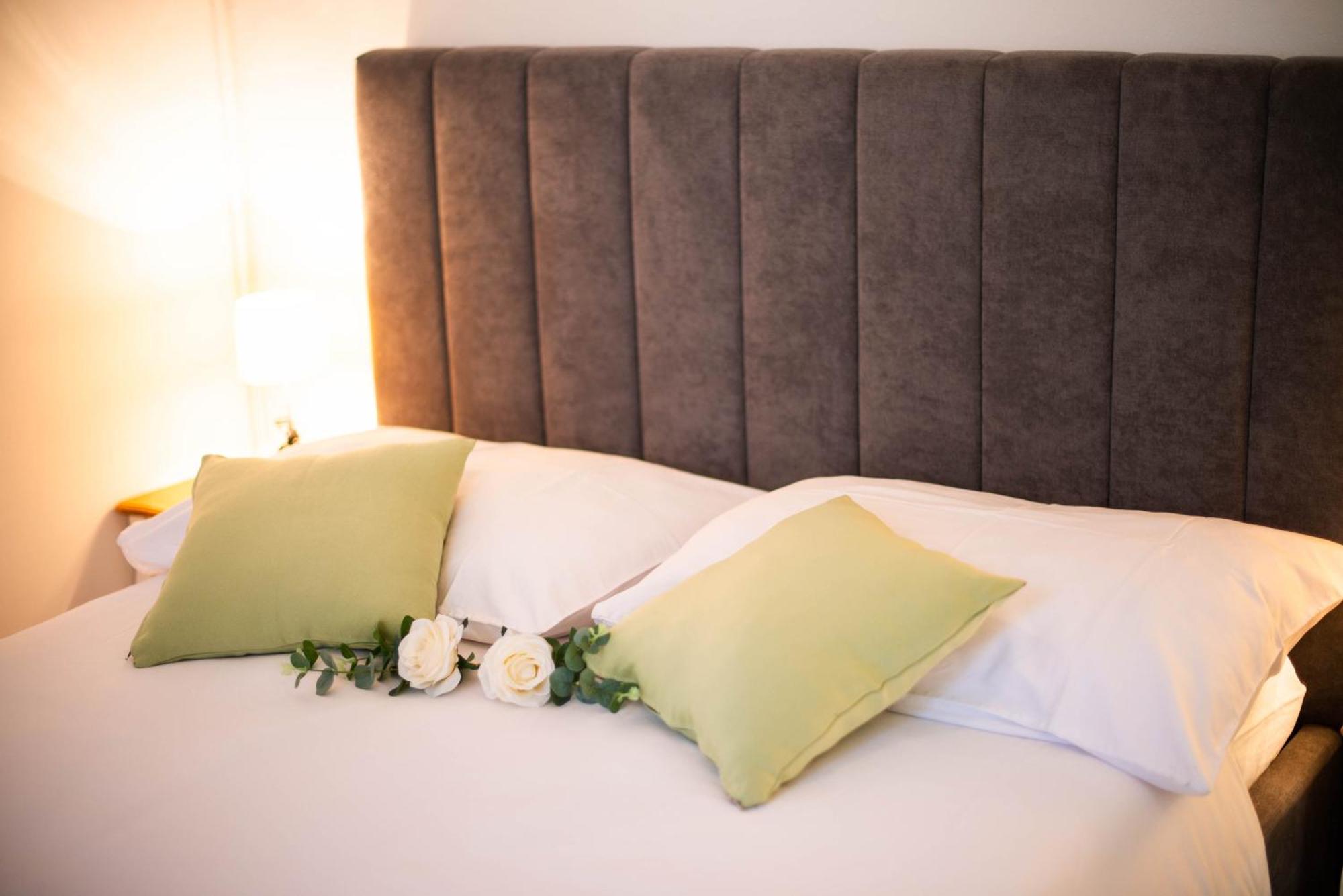Giovanna Boutique Rooms & Pool Пула Экстерьер фото