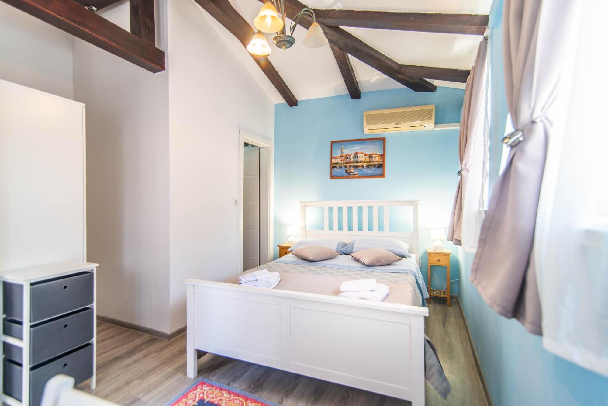 Giovanna Boutique Rooms & Pool Пула Экстерьер фото