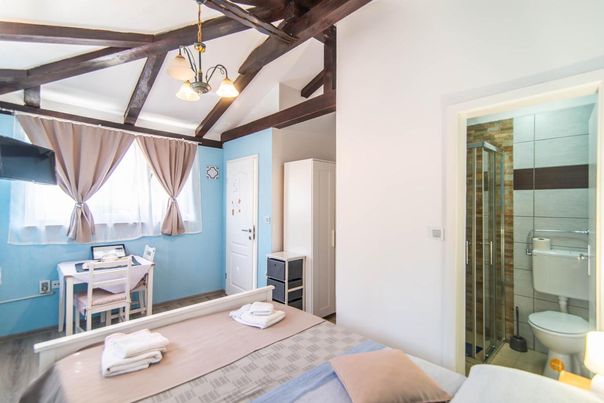 Giovanna Boutique Rooms & Pool Пула Экстерьер фото