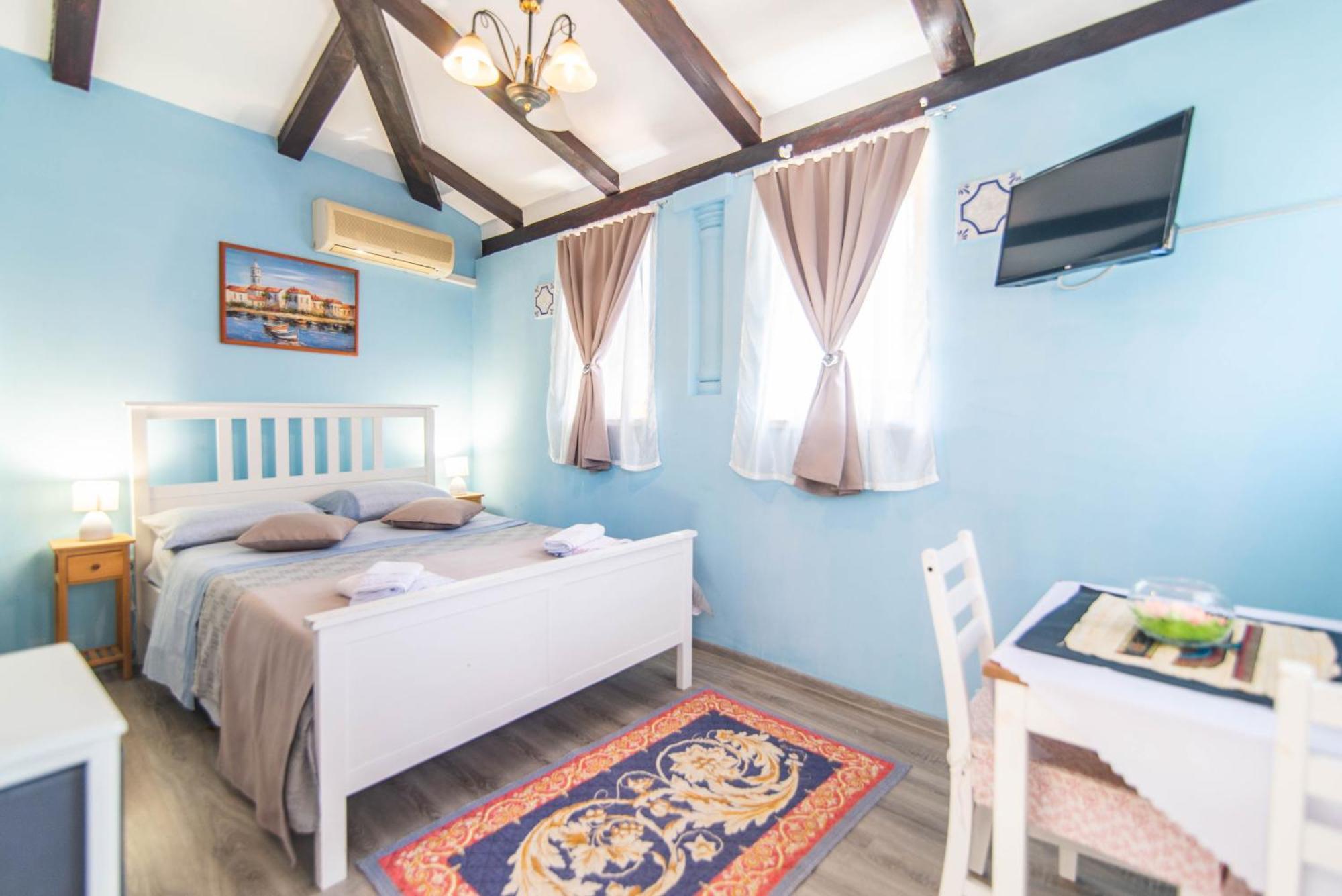 Giovanna Boutique Rooms & Pool Пула Экстерьер фото